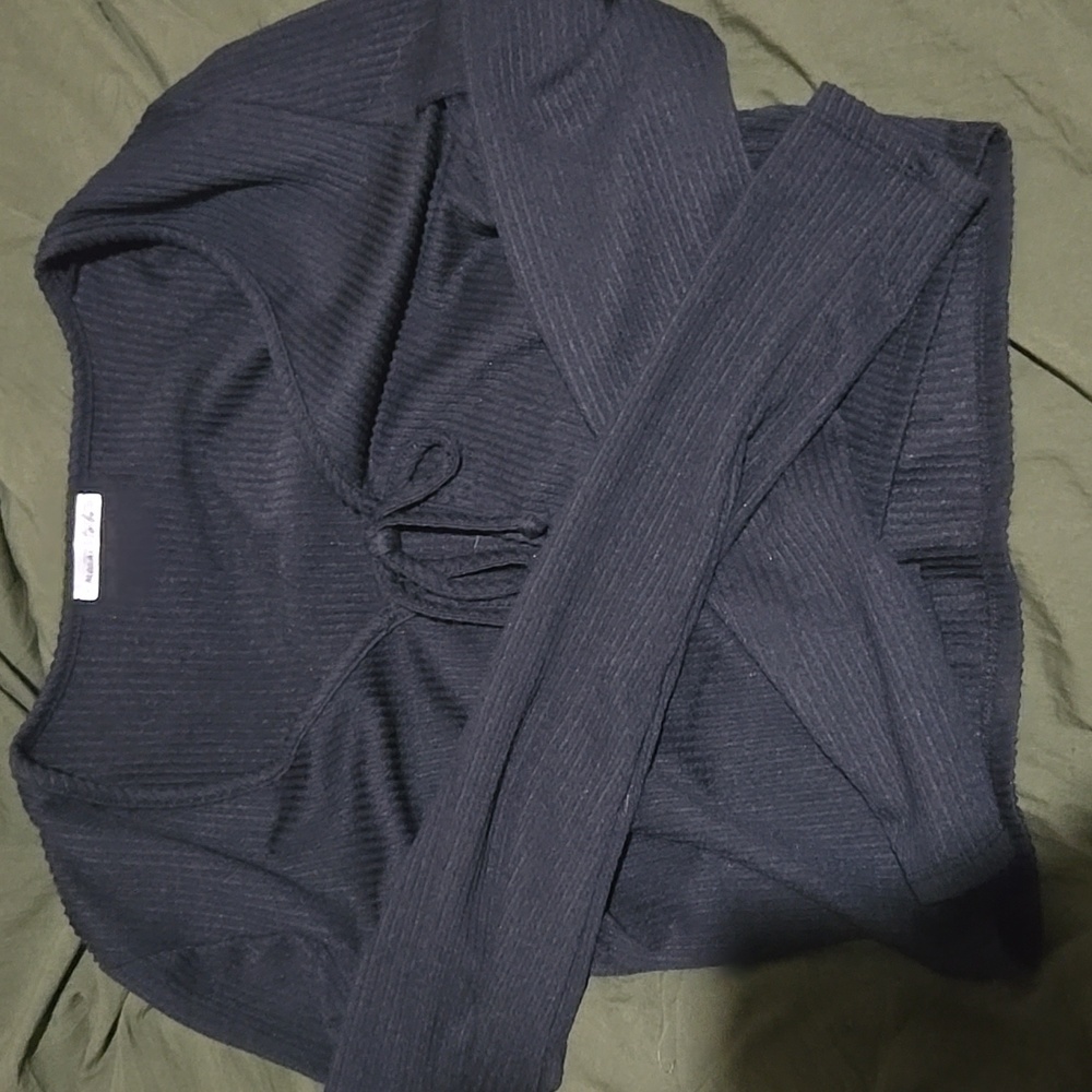 Cute Black Ribbed Cardigan Size Large